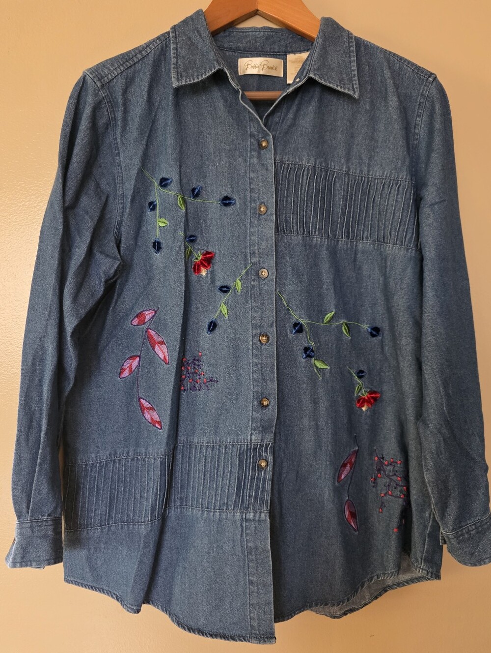 VTG 90s Bobbie Brooks Embroidered Denim Shirt L 100% Cotton Floral Cottagecore